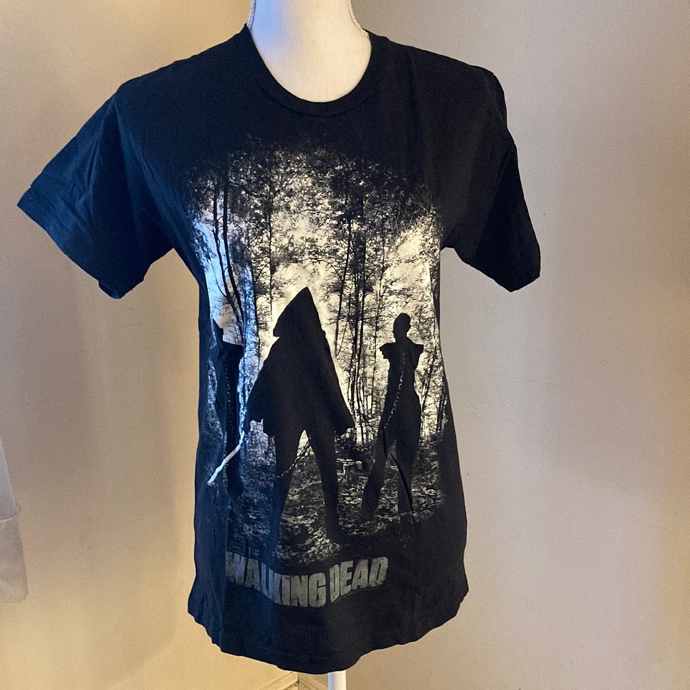 ‼️PRICE DROP‼️ 
The Walking Dead Black T-Shirt